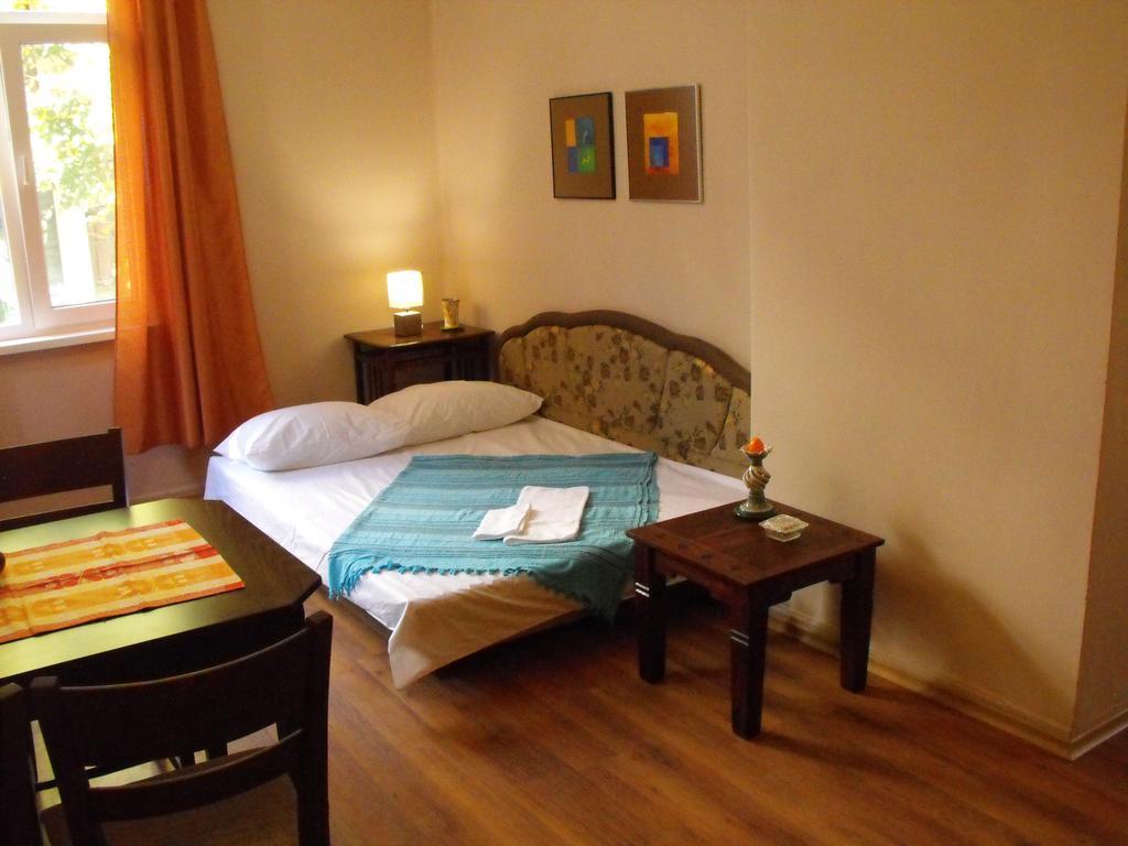 Appartamento Julia Garden Burgas Esterno foto