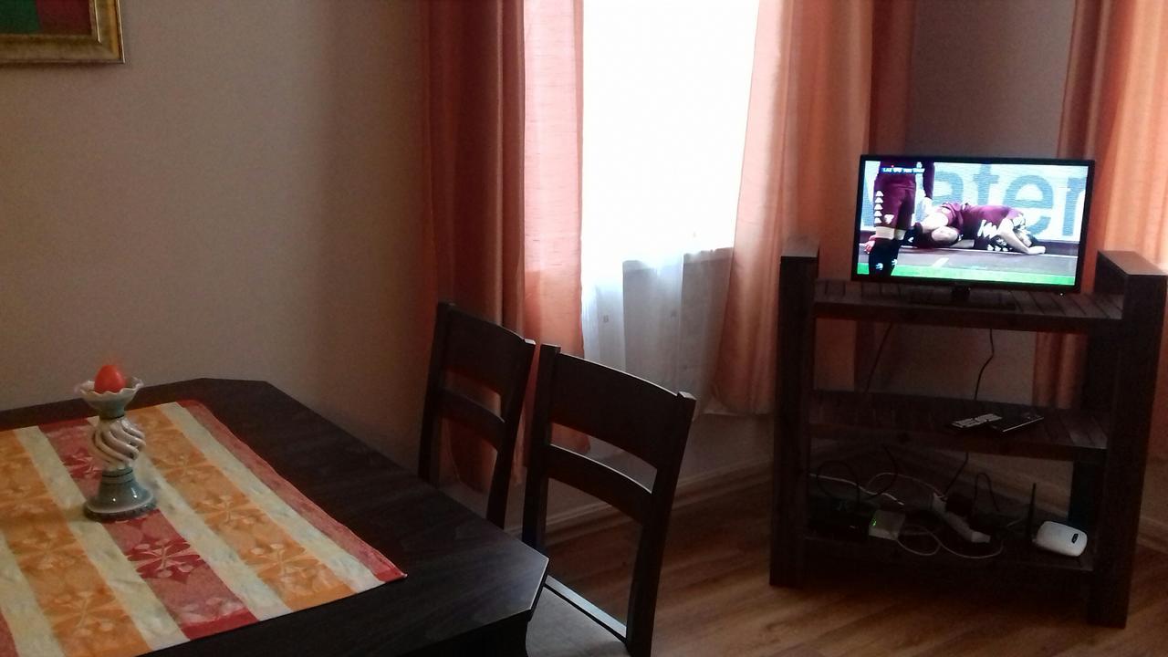 Appartamento Julia Garden Burgas Esterno foto